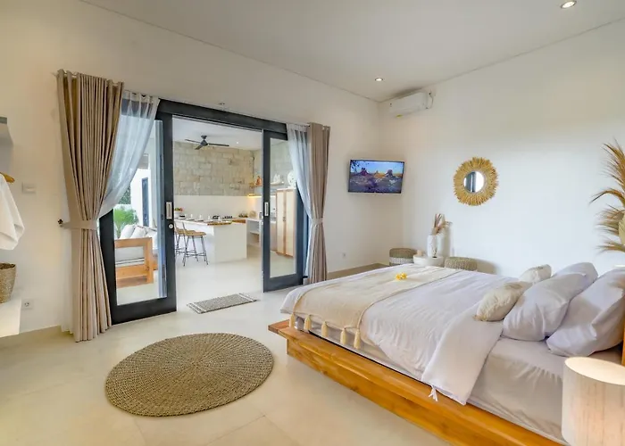 Santorini Sunset 4br Large Pool&ricefield View Villa Canggu