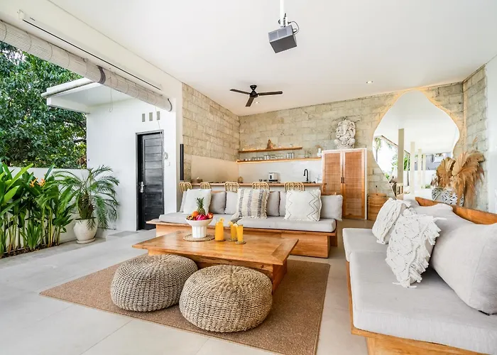 Santorini Sunset 4br Large Pool&ricefield View * Canggu